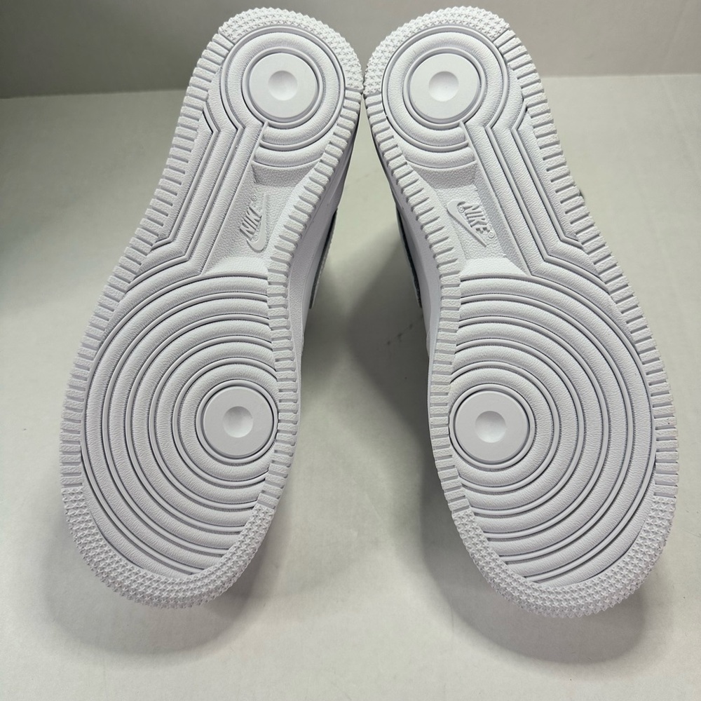 Nike Air Force 1 Mid LE Big Kids 5Y - white/white - BNIB - Picture 8 of 9